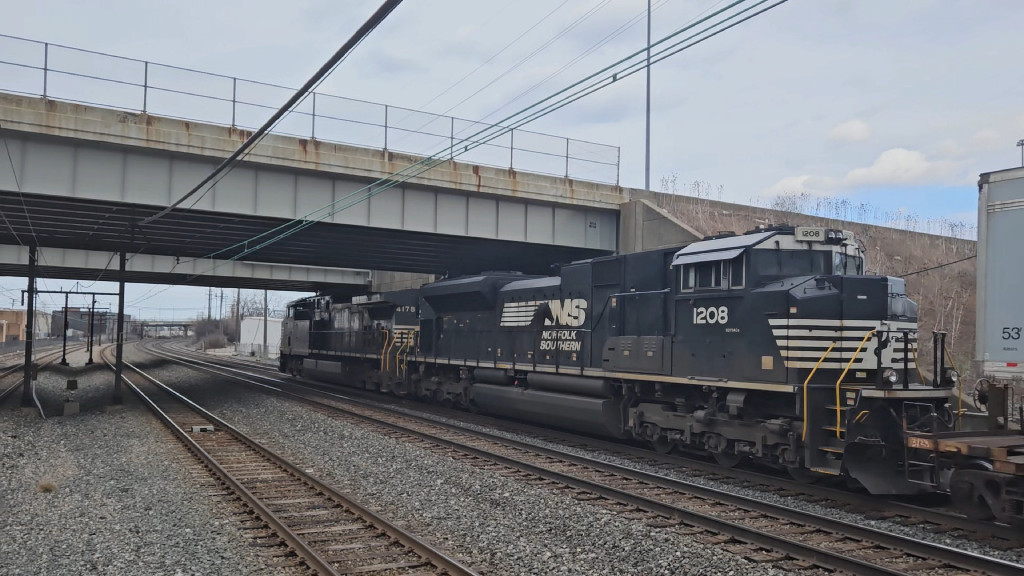 NS 1208